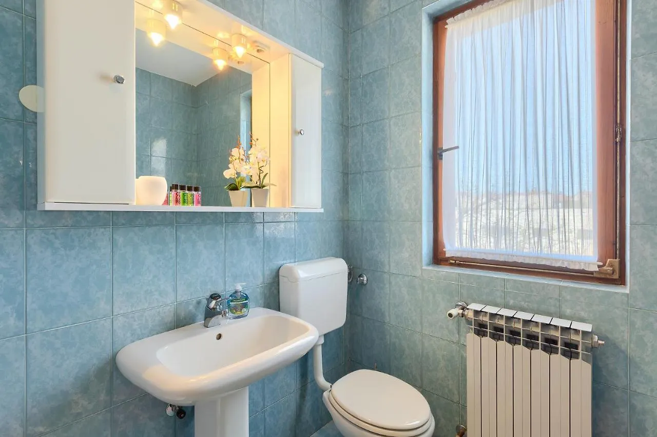 Apartment Christina Pula